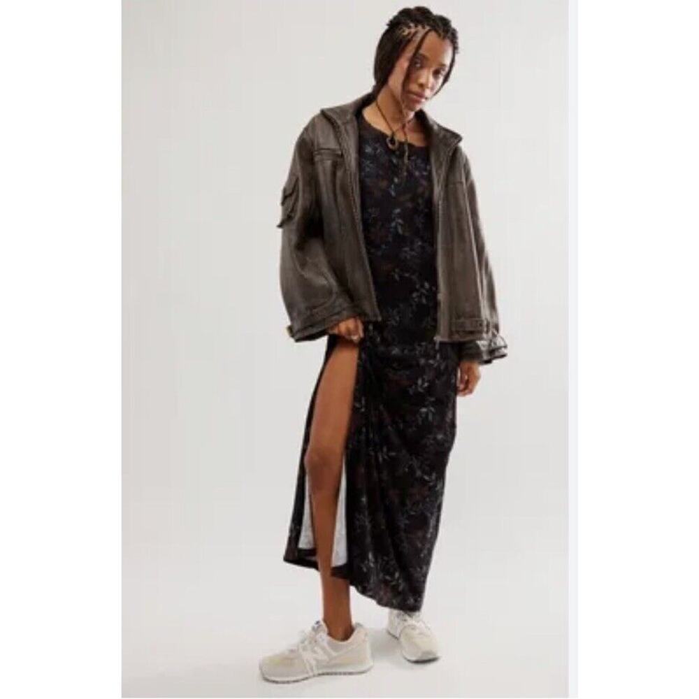 Free People Maxi Dress Black Side Slit Size M Short Sleeve Grunge Witchy Floral‌ - Picture 3 of 16